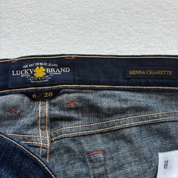 Lucky Brand Sienna Cigarette Jeans Women 6/28 Dark Wash Indigo Slim Fit Denim - Picture 3 of 11